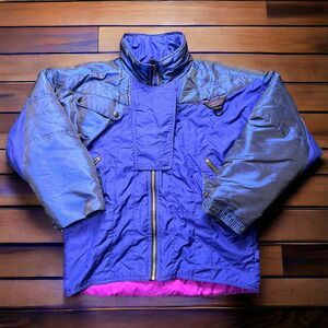 VINTAGE 80’s Ski Jacket Size M Iridescent Purple Puffer Full Zip Mountain Goat